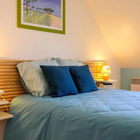 Stunning Home In Jullouville With House Sea View * Jullouville-les-Pins