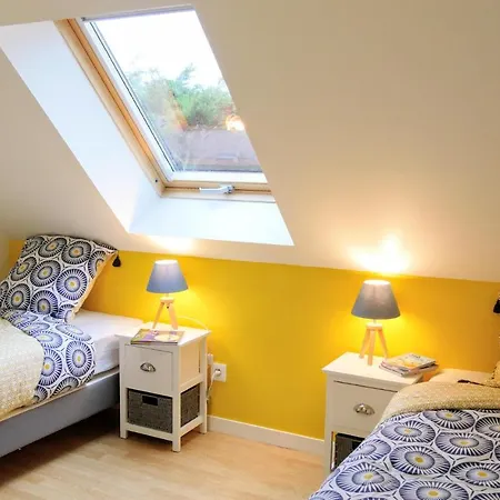 Stunning Home In Jullouville With House Sea View