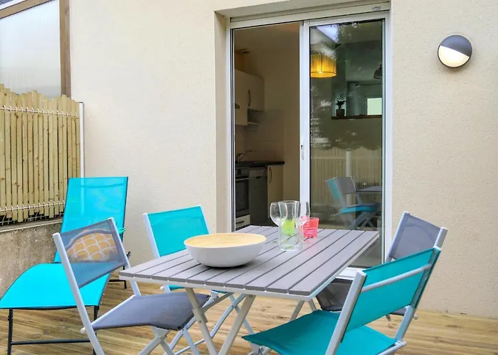 2 Bedroom Cozy In Σπίτι διακοπών Jullouville-les-Pins