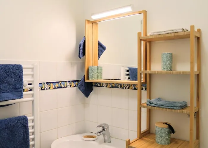 Σπίτι διακοπών 2 Bedroom Cozy In *